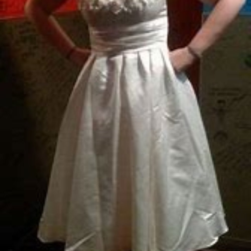 Ivory Satin wedding dress by Galina size 16